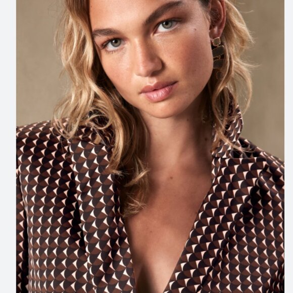 Long + Lean Blazer - Picture 2 of 6